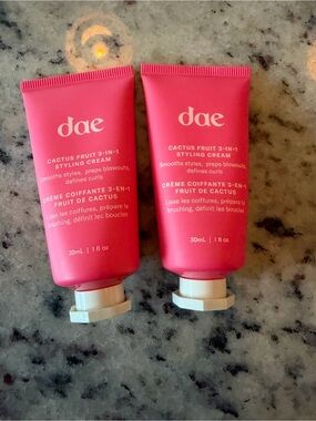 dae Cactus Fruit 3-in-1 Styling Cream — Pink